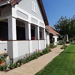 아파트 Kalium Vendeghaz